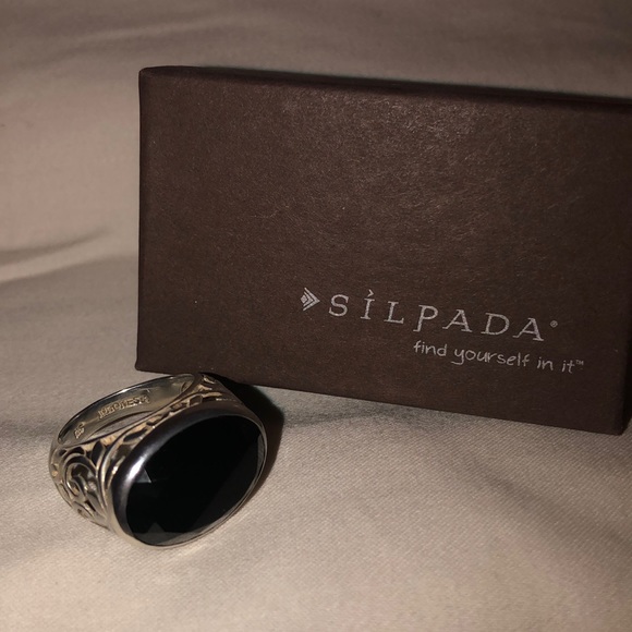 Black Chalcedony Ring - Picture 2 of 5